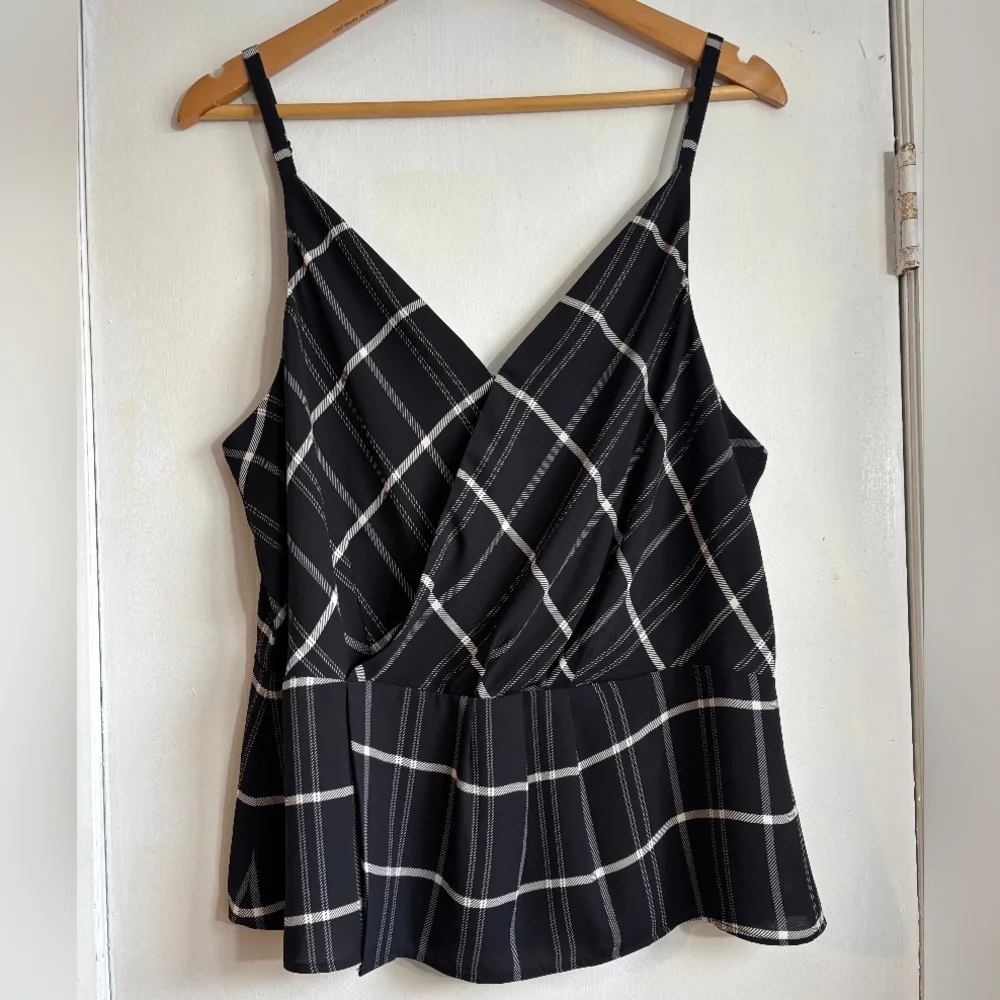 CAbi Dark Gray Apparel - Picture 2 of 8